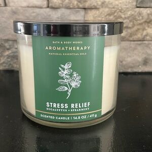 NWT Bath & Body Works Aromatherapy Stress Relief Candle 3 Wick 14.5oz
